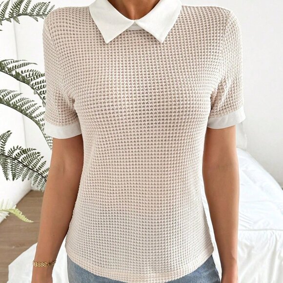 Apricot Casual Women's Contrast Color Turn-Down Collar Short Sleeve T-Shirt - Picture 5 of 8